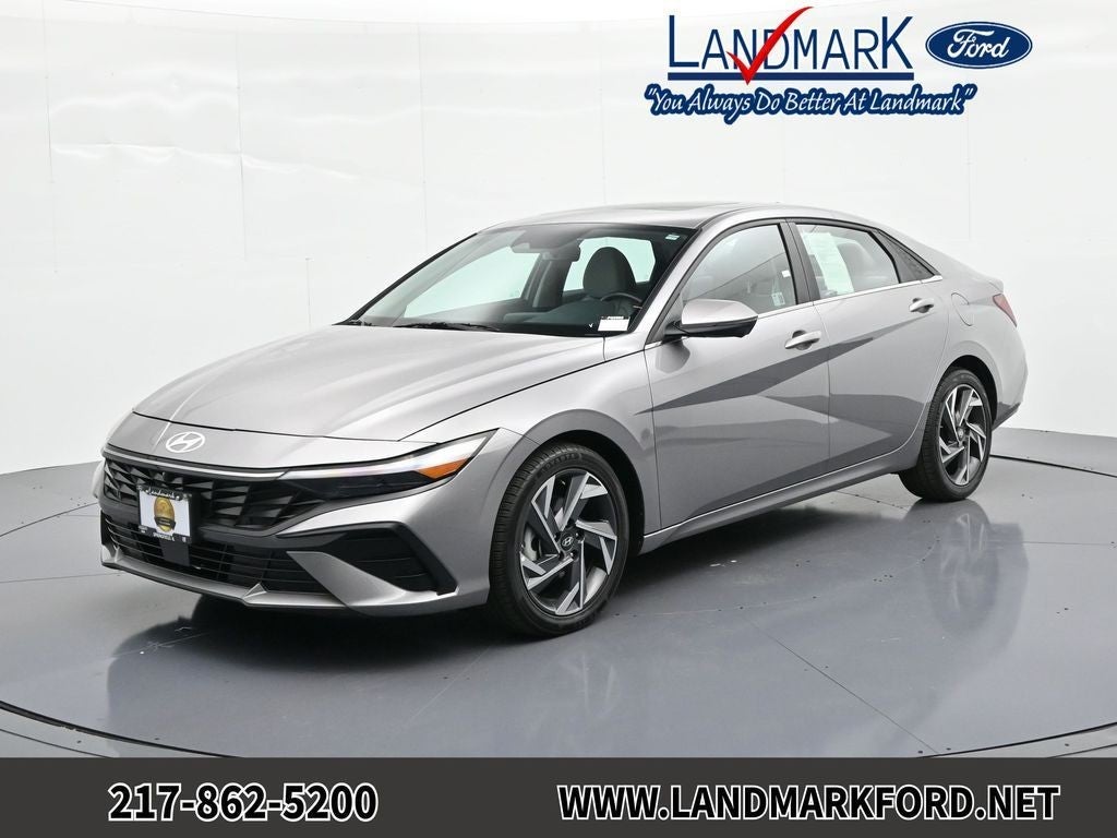 2024 Hyundai Elantra Limited IVT