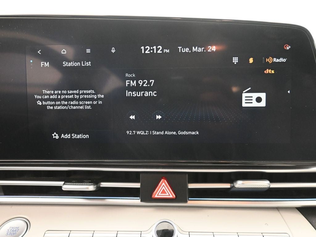 2024 Hyundai Elantra Limited IVT