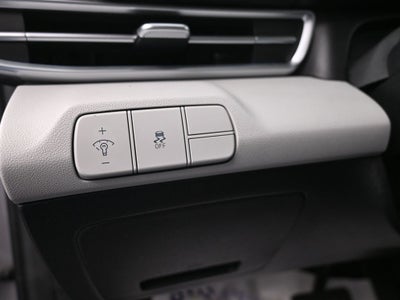 2024 Hyundai Elantra Limited IVT