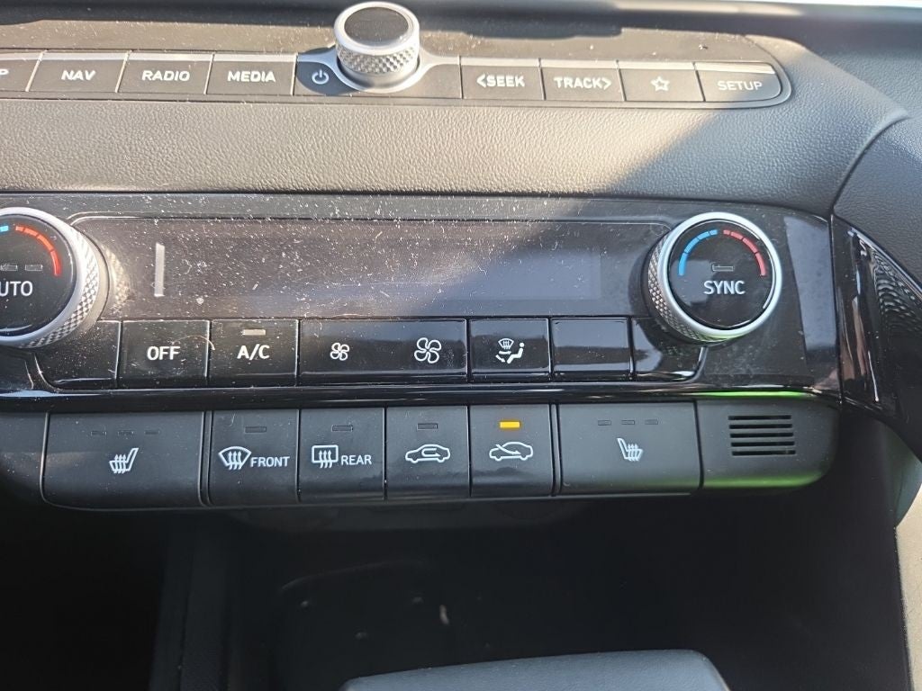 2025 Hyundai Elantra SEL Convenience IVT