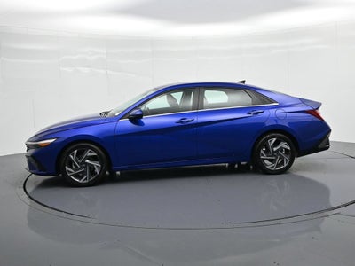 2025 Hyundai Elantra SEL Convenience IVT