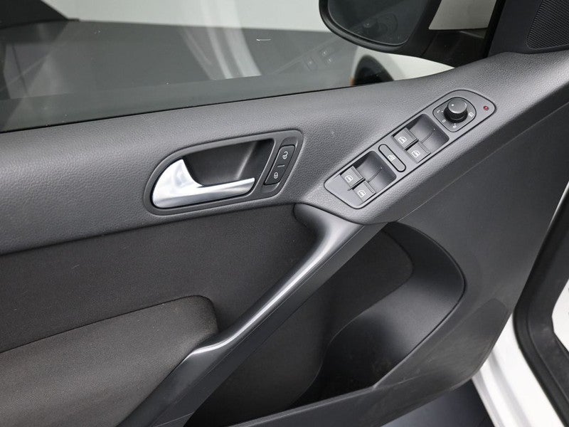 2014 Volkswagen Tiguan 4MOTION 4dr Auto S