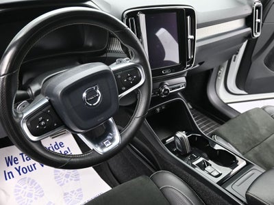 2020 Volvo XC40 T4 FWD R-Design