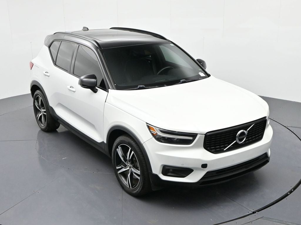 2020 Volvo XC40 T4 FWD R-Design