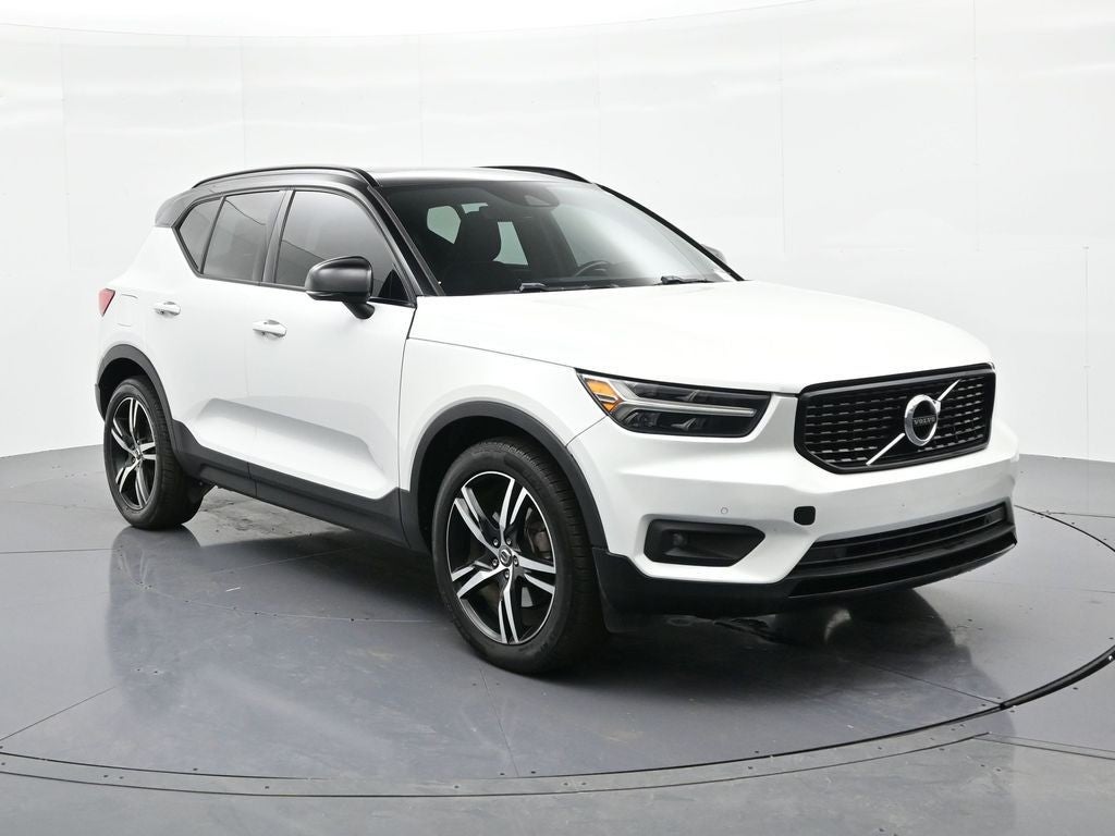 2020 Volvo XC40 T4 FWD R-Design