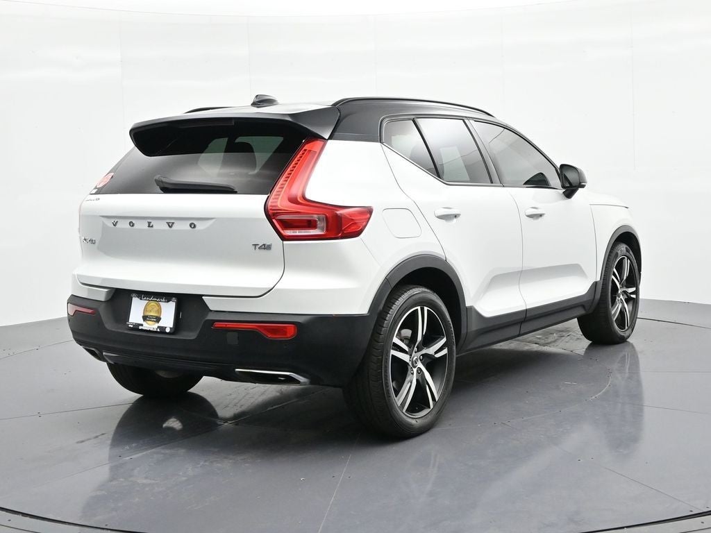 2020 Volvo XC40 T4 FWD R-Design