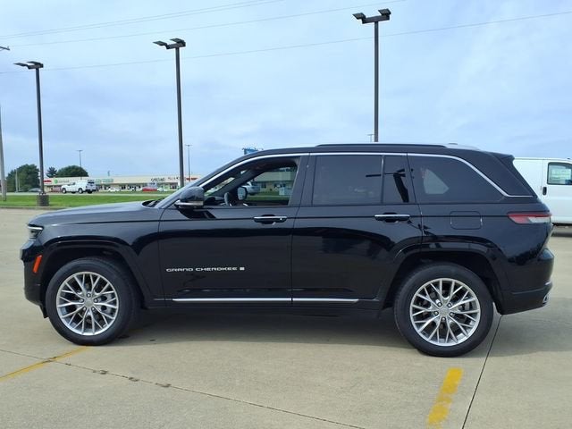 2023 Jeep Grand Cherokee Summit