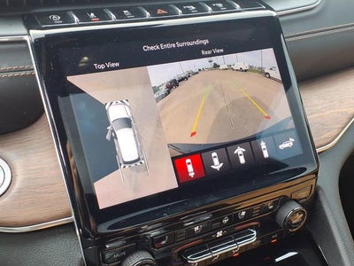 2023 Jeep Grand Cherokee Summit