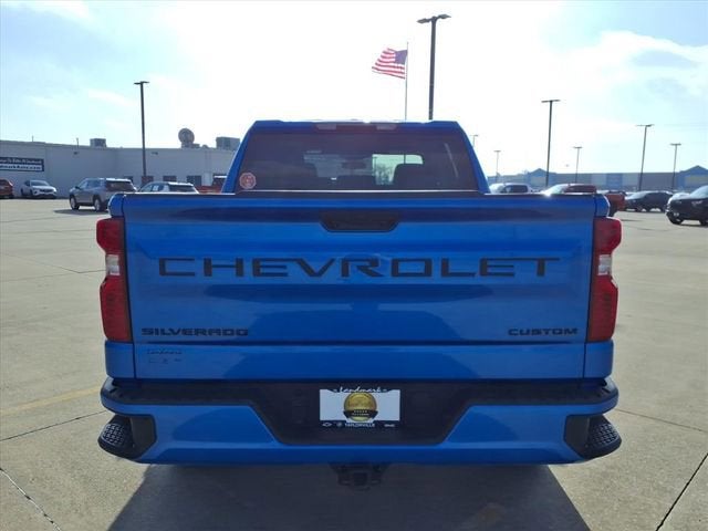2025 Chevrolet Silverado 1500 Custom