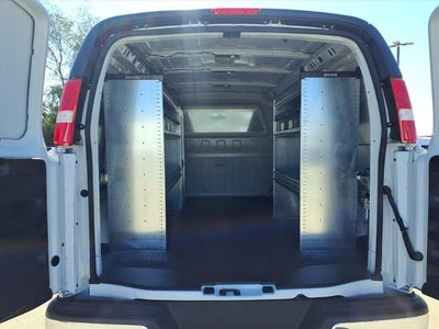 2025 Chevrolet Express Cargo WT