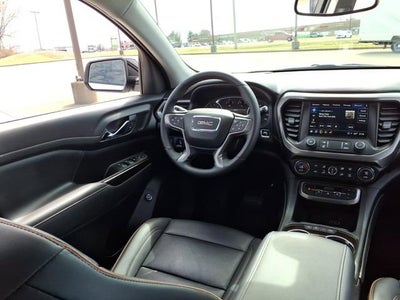 2023 GMC Acadia AT4
