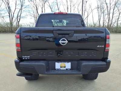 2022 Nissan Frontier S