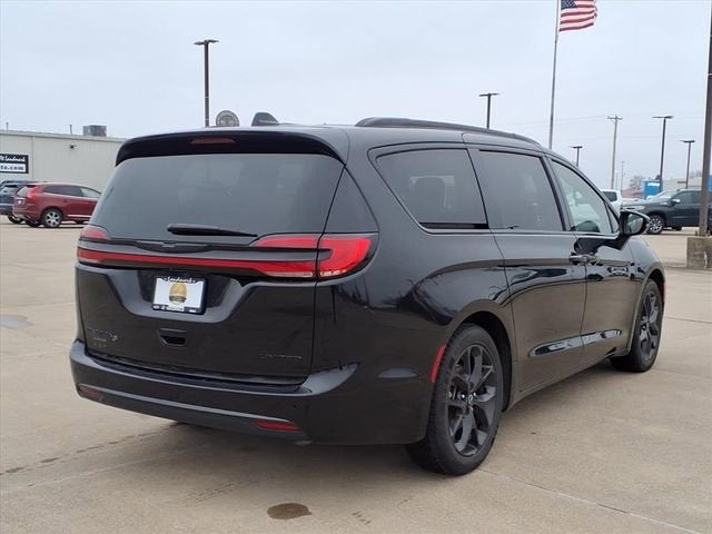 2025 Chrysler Pacifica Limited