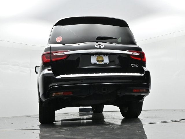 2022 INFINITI QX80 LUXE