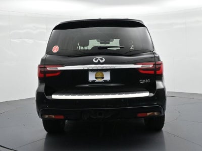 2022 INFINITI QX80 LUXE