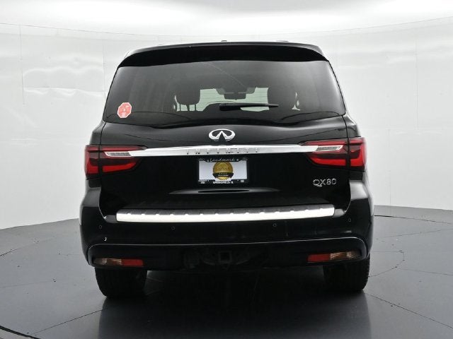 2022 INFINITI QX80 LUXE